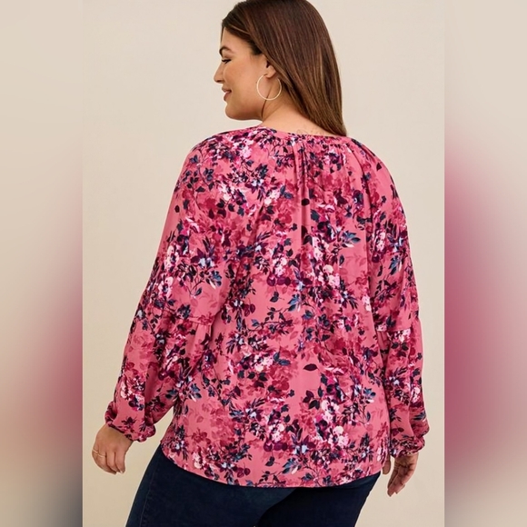 TORRID, NWT, Georgette Puff Sleeve, Peasant Blouse, Size 5X - Picture 4 of 15